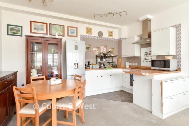 Kitchen /Living Room