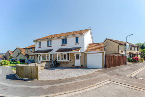Rose Gardens, Worle - HIGHLY REGARDED AREA