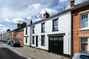 25, Station Road, Leicester LE19 2HS