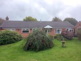 Evergreens, Cefn Coch, Welshpool SY21 0AE