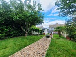 32, Grosvenor Road, Epsom KT18 6JH