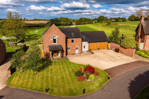 4, The Paddock, Lichfield Road, Abbots Bromley, Staffordshire, WS15 3FG