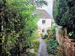 7, Field Road, Rodborough, Stroud GL5 3SR