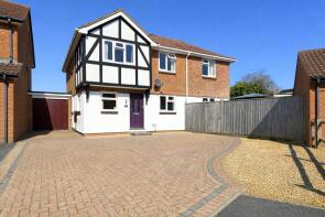 10, Beuzeville Avenue, Hailsham BN27 3PB