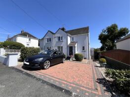 31, Woodfield Grove, Cosheston, Pembroke Dock SA72 4UE