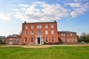14, Broom Hall, High Street, Biggleswade SG18 9ND