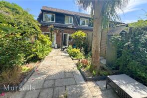 7, Anncott Close, Poole BH16 6BN