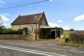 Trevone, West Woodlands, Frome BA11 5EN