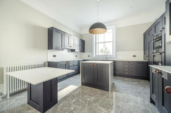 FLAT 2