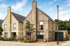 15, Somerbrook, Chippenham SN15 5BF