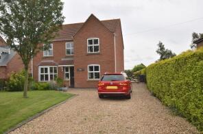 The Paddock, Scotterthorpe Road, Scotterthorpe, Gainsborough DN21 3JL