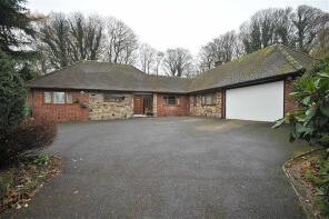30, Legh Road, Macclesfield SK10 4NE