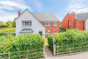 Ivory House, From B4579 From Pentre Dafydd Crossroads To Meadowfields, Oswestry SY10 7EU