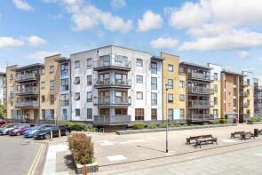 136, Howlands Court, Commonwealth Drive, Three Bridges, Crawley RH10 1AW