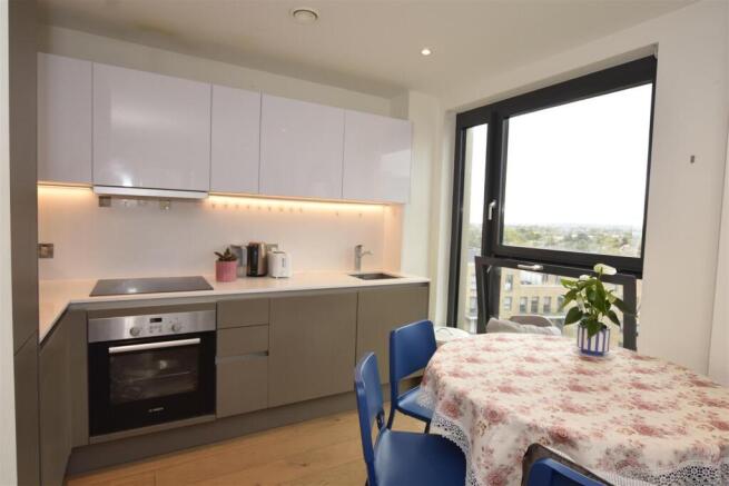 Kitchen. copy.jpg