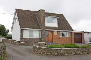 Maenllwyd, Rhostrehwfa, Llangefni LL77 7YR