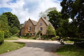 Bell House, Chipping Norton Road, Chipping Norton OX7 4JF
