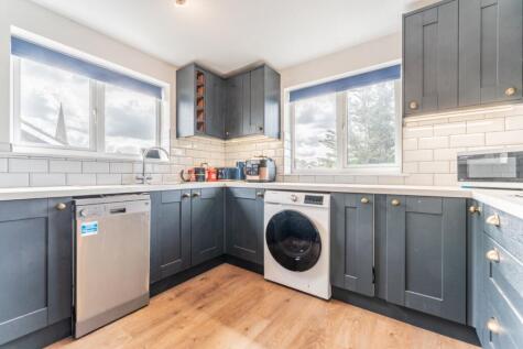 Bexley Road, Erith, Kent, DA8 3SH