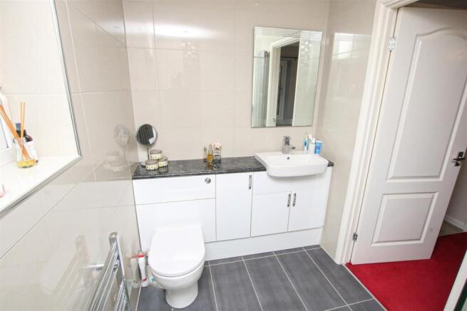 HOUSE BATHROOM