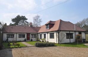 Colonist House, Churchill Stud, West Park Road, Lingfield RH7 6HT