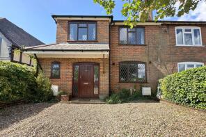 2, Elmdon Cottages, Fagnall Lane, Winchmore Hill HP7 0PF
