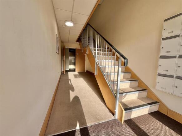 COMMUNAL HALLWAY
