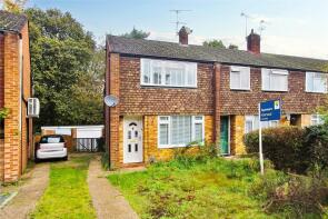 27, Connaught Crescent, Brookwood, Woking GU24 0AN