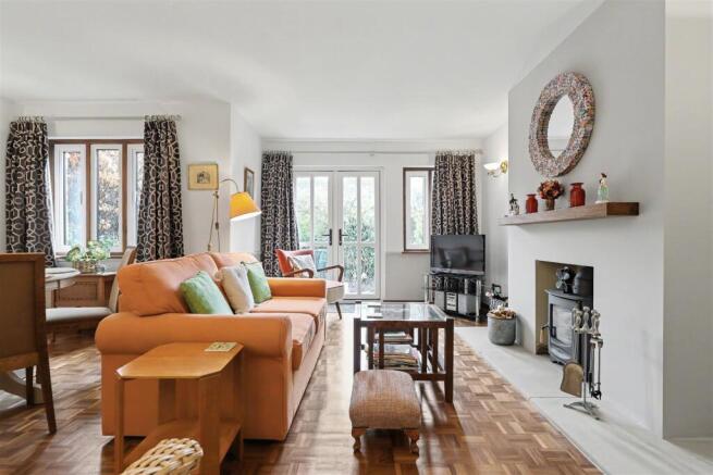 Sitting Room 1.jpg