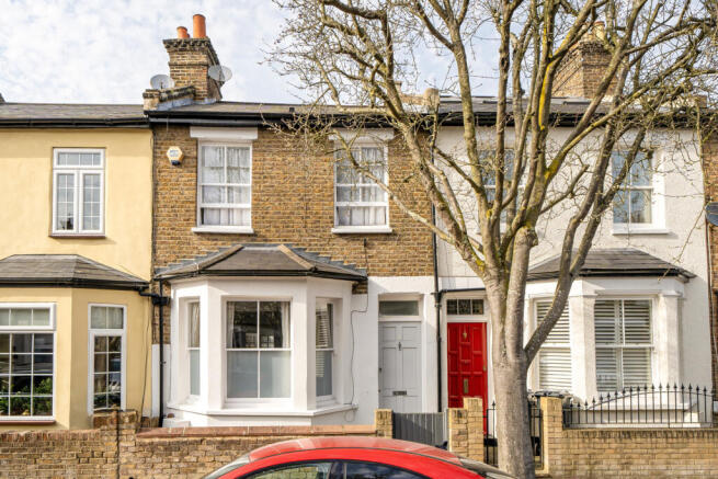 1432531-2-69bd624...