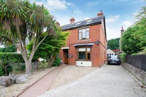 2, Laurel Dene, Trampers Lane, Fareham PO17 6BY