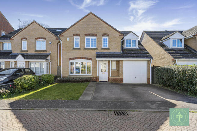5 Bedroom Detached for Sale