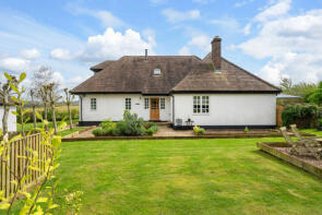 6 St Pauls, Besford Court Estate, Worcester WR8 9LZ