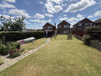 Dovedale Crescent, Belper