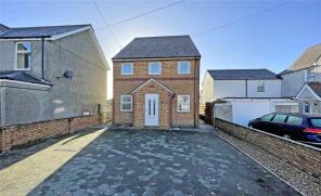 Minffordd, Station Road, Valley, Holyhead LL65 3EB