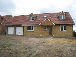 Glen View, Clapton Road, West Crewkerne, Crewkerne TA18 8PS