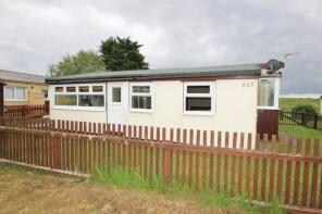 205, Humberston Fitties, Grimsby DN36 4HD