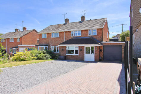 Abbatt Close, Ludgershall, Wiltshire