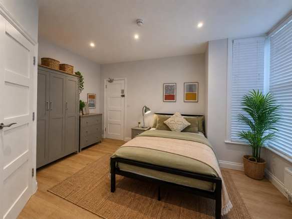 Room 1 (208).png