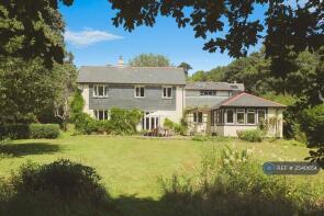 Pear Tree House, Bow Road, Totnes TQ9 7TQ