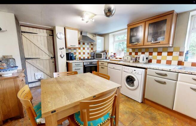 Kitchen/Dining Room