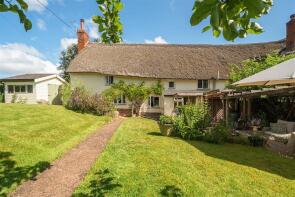 Knowle Farm Cottage, Road From Hartland Cross To Knowle Barton, Crediton EX17 5BX
