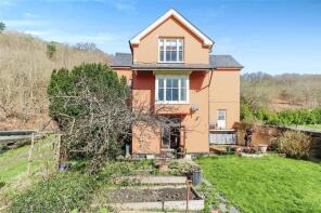 Tan House, Tanrallt Road, Machynlleth SY20 8HH