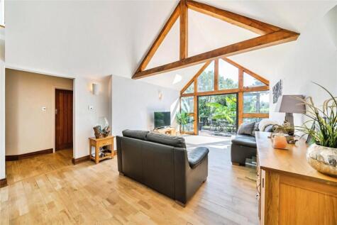 Middle Road, Denham, South Bucks