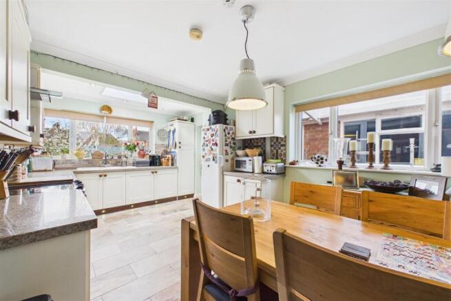 Kitchen Diner