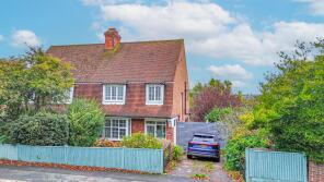 6, Charles Road West, St. Leonards-on-sea TN38 0RU
