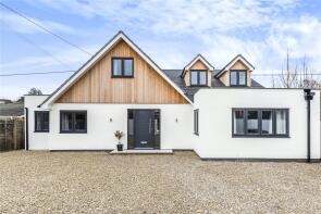Per Ardua, Back Lane, Bucks Horn Oak, Farnham GU10 4LW
