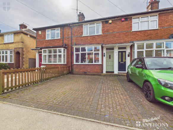 CAM03852G0-PR0645-STILL020