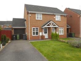 4, Charlecote Walk, Nuneaton CV11 4YE