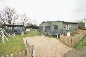 189, Humberston Fitties, Grimsby DN36 4HD