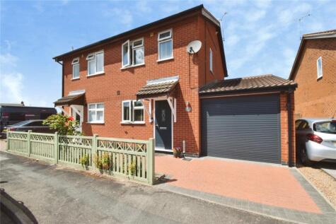 Mablowe Field, Wigston, Leicestershire, LE18